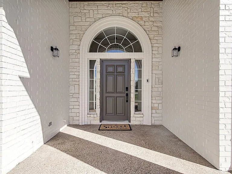 Weatehrford House: 125 Devon CT