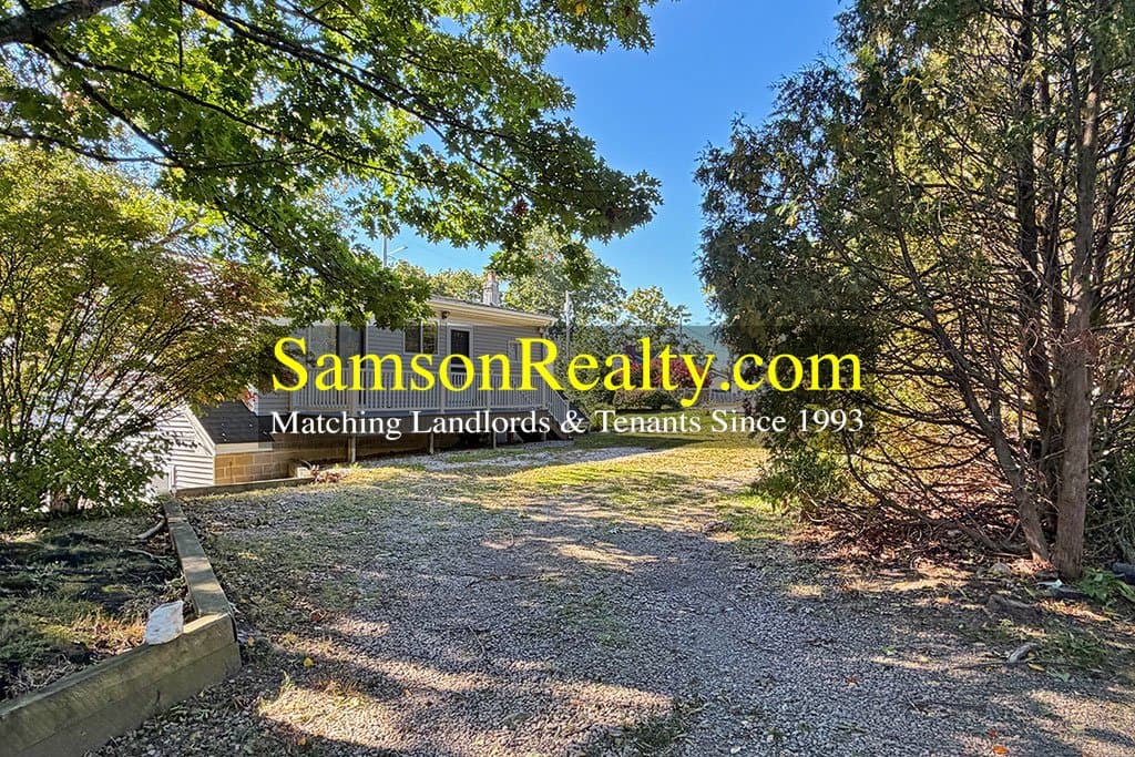 North Providence Condo: 416 Woodward