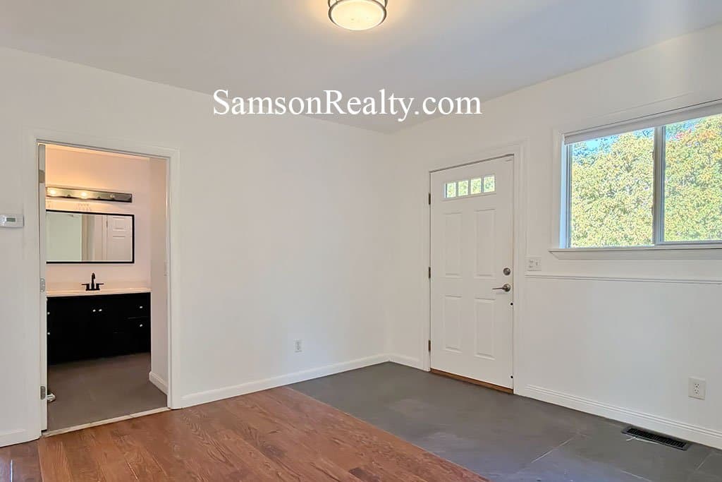 North Providence Condo: 416 Woodward