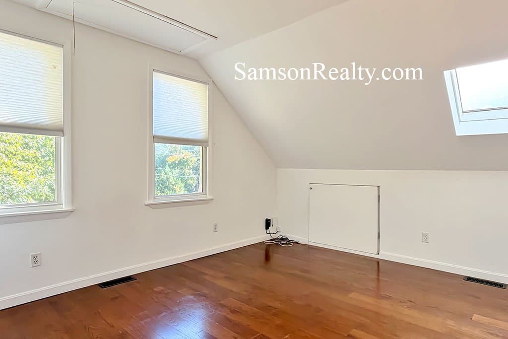 North Providence Condo: 416 Woodward