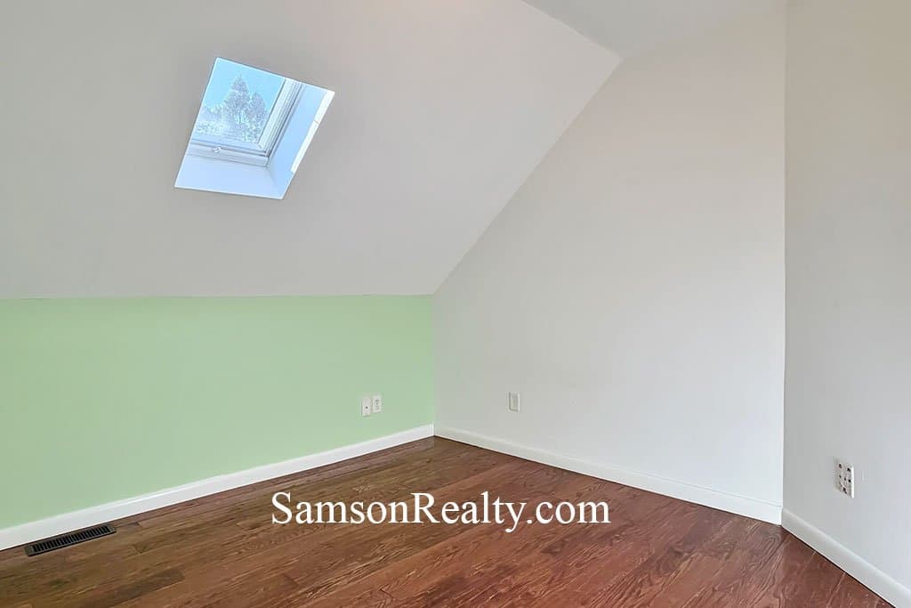 North Providence Condo: 416 Woodward