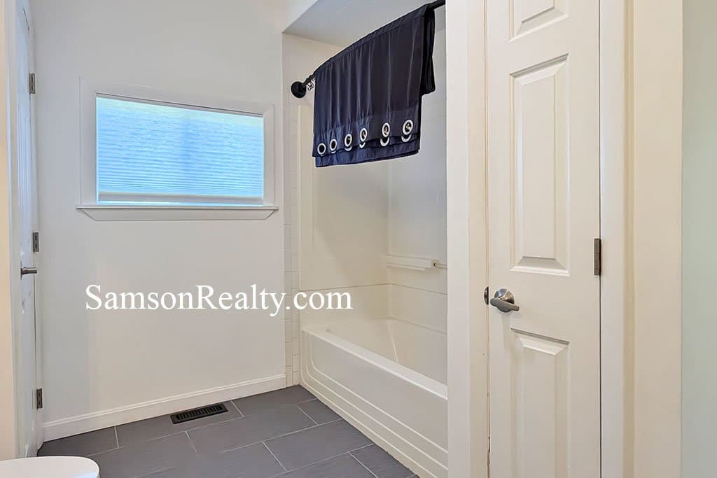 North Providence Condo: 416 Woodward