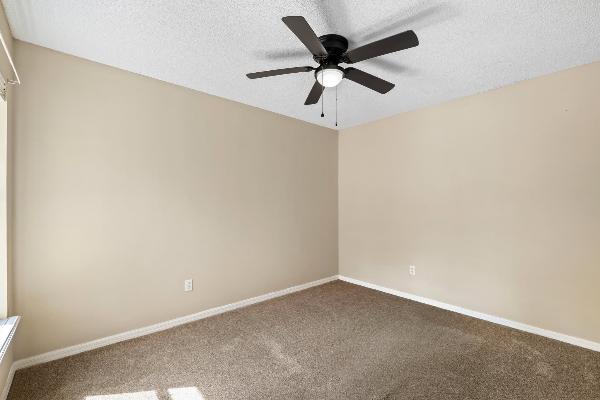 Jacksonville Townhome: 7705 Highchair Ln