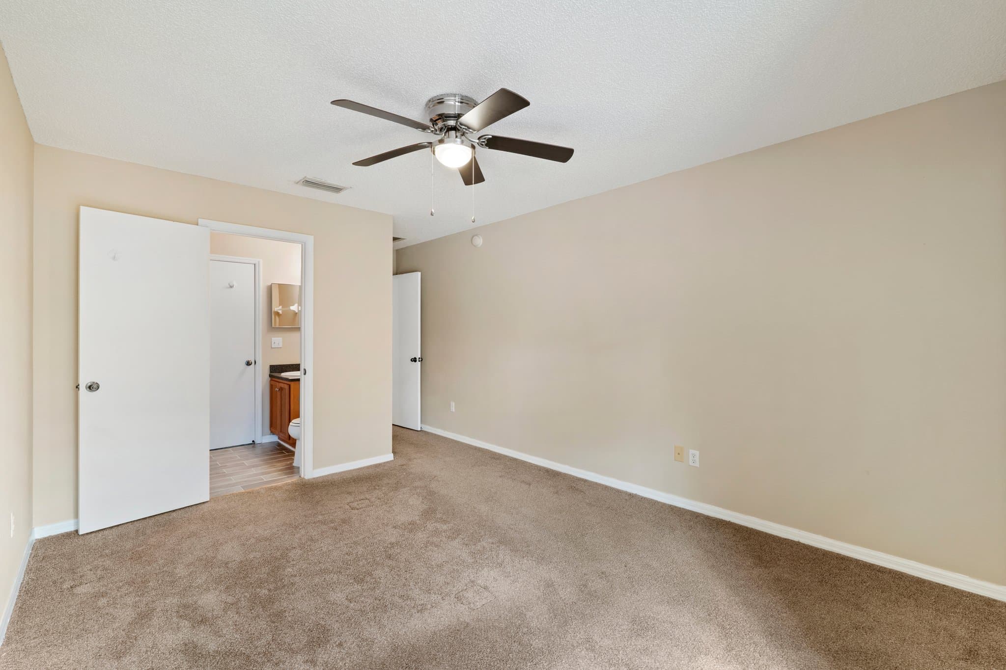 Jacksonville Townhome: 7705 Highchair Ln