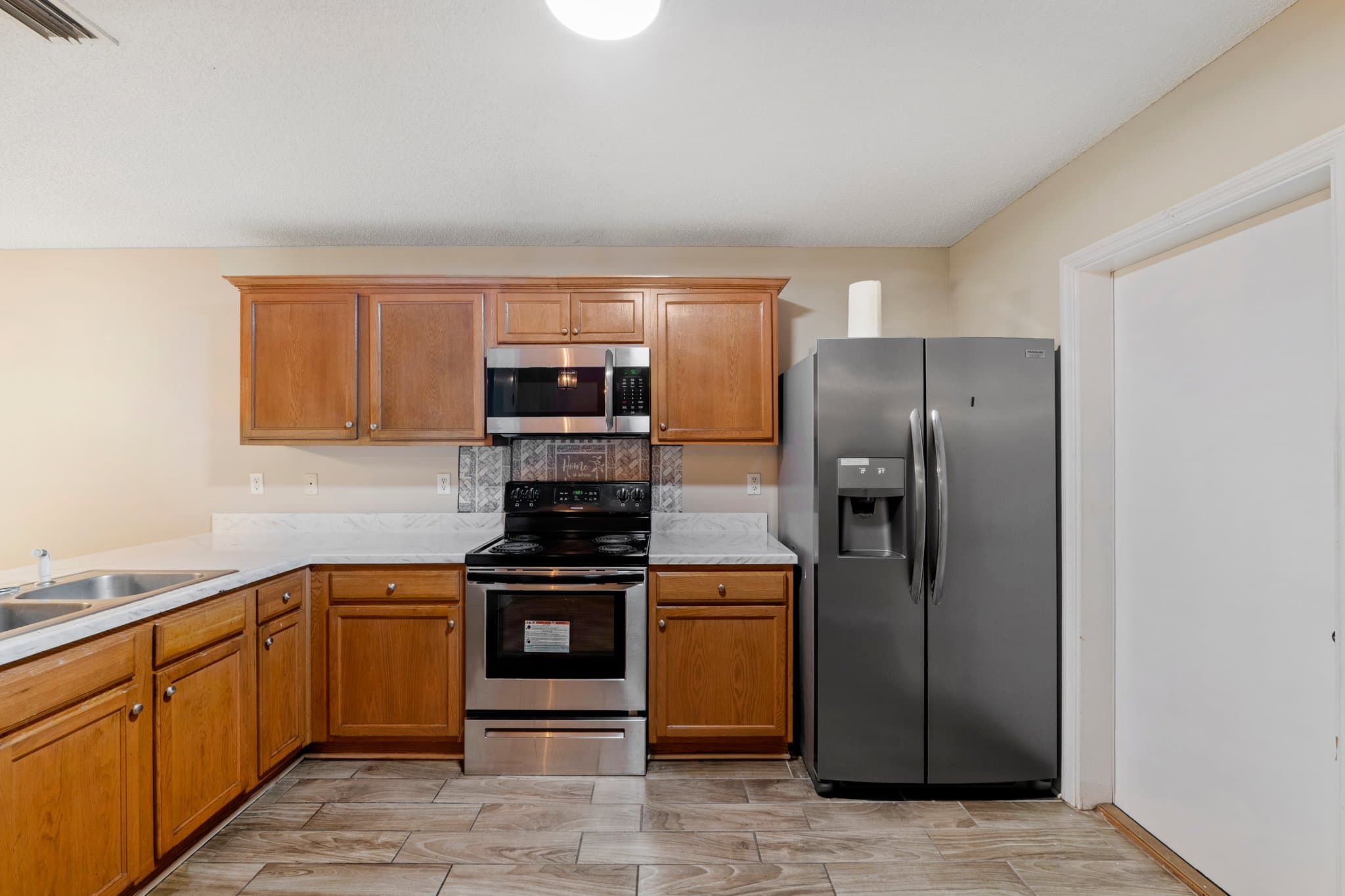 Jacksonville Townhome: 7705 Highchair Ln