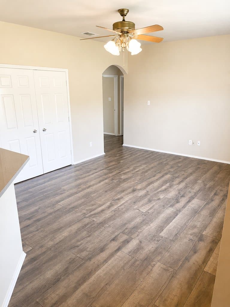 Weatherford Multiplex: 131 Lindas Creek Lane