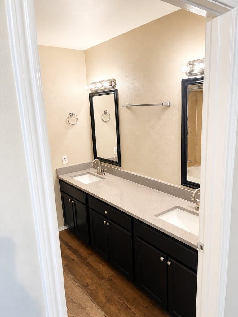 Weatherford Multiplex: 131 Lindas Creek Lane