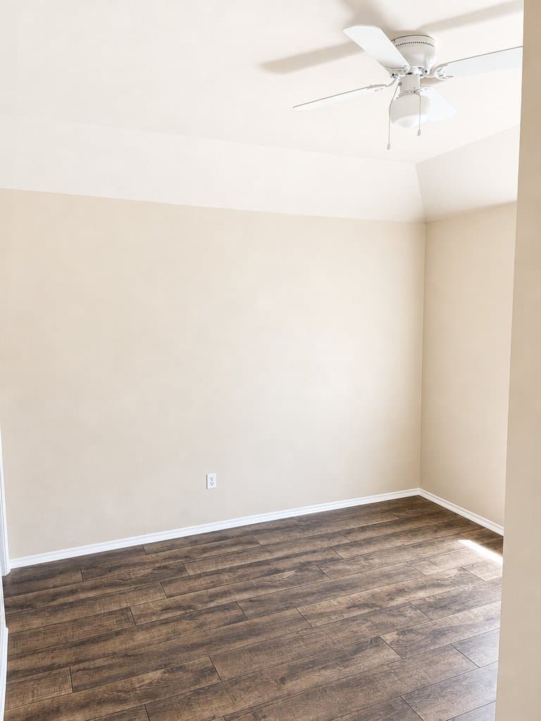 Weatherford Multiplex: 131 Lindas Creek Lane