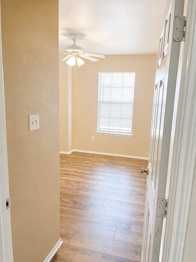 Weatherford Multiplex: 131 Lindas Creek Lane