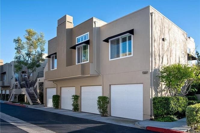 Mission Viejo Condo: 27778 Violet