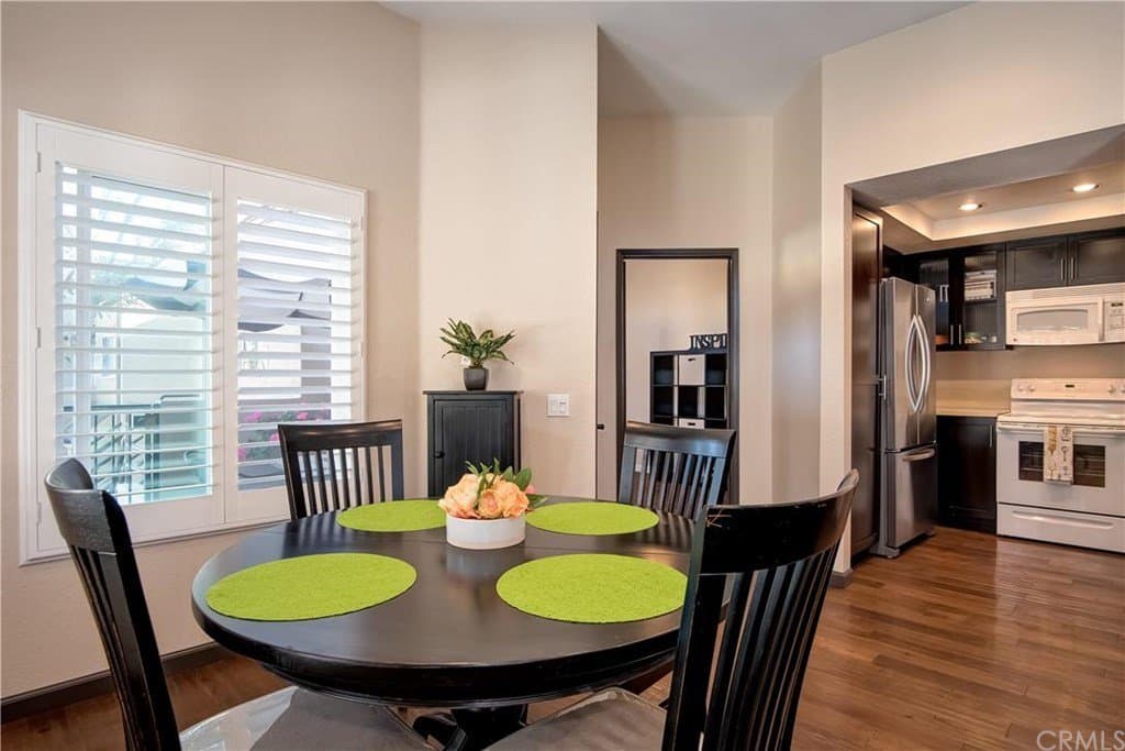 Mission Viejo Condo: 27778 Violet