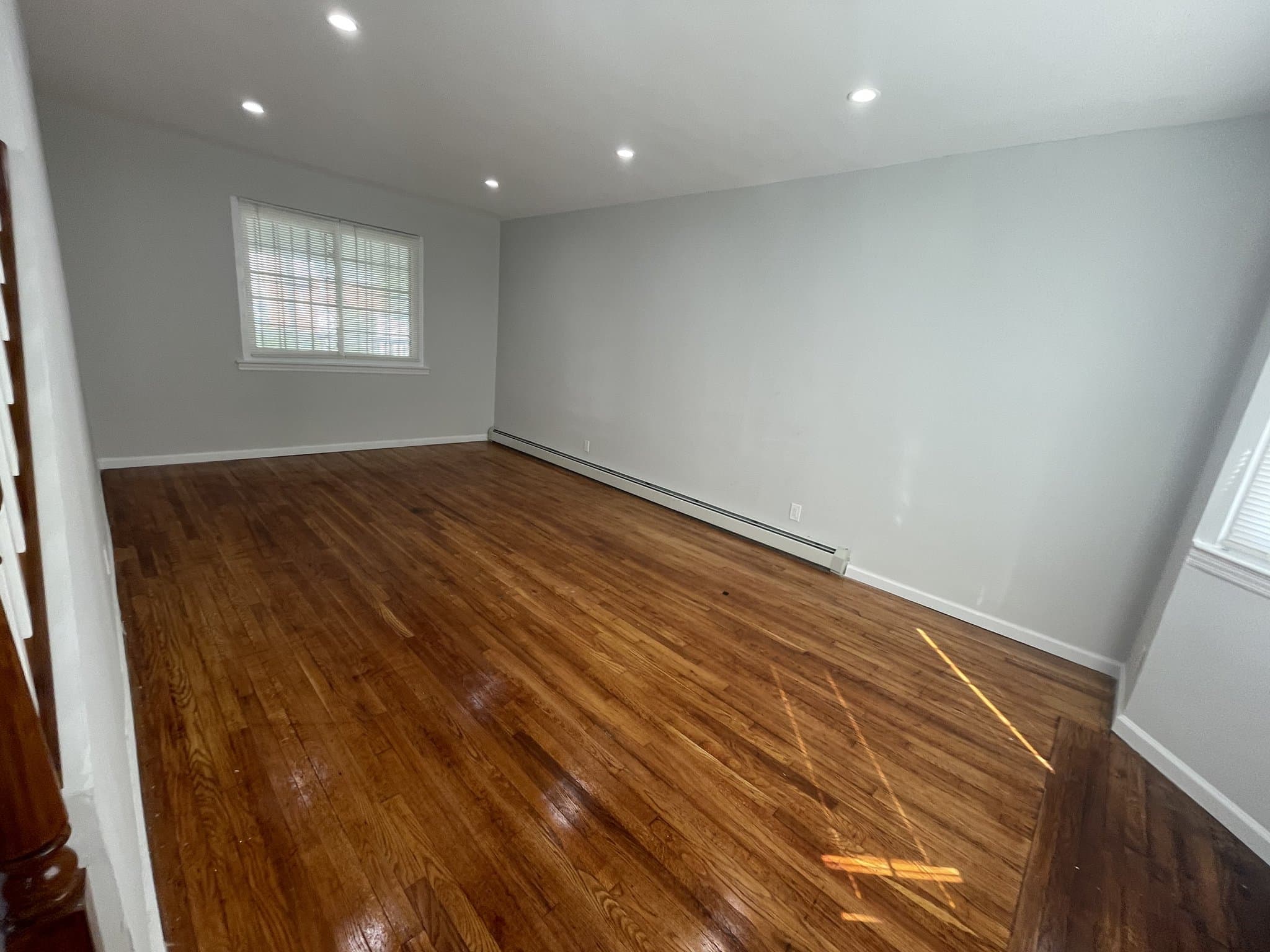 Laurelton House: 12908 Francis Lewis Blvd