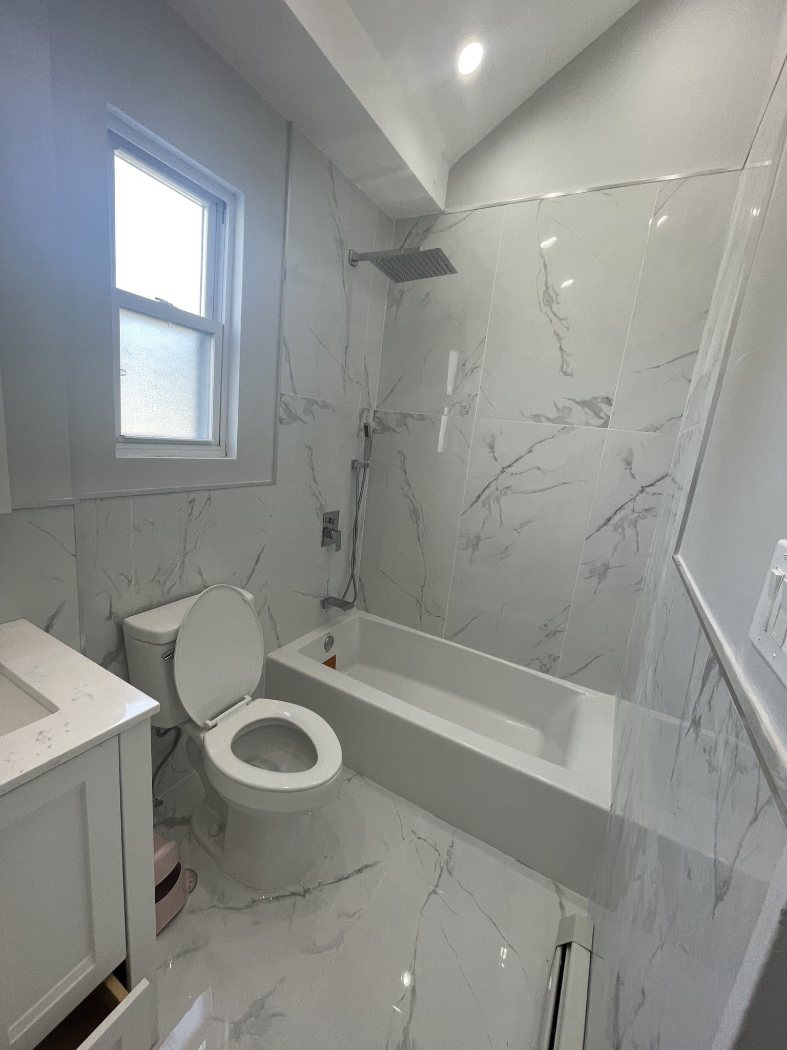 Laurelton House: 12908 Francis Lewis Blvd