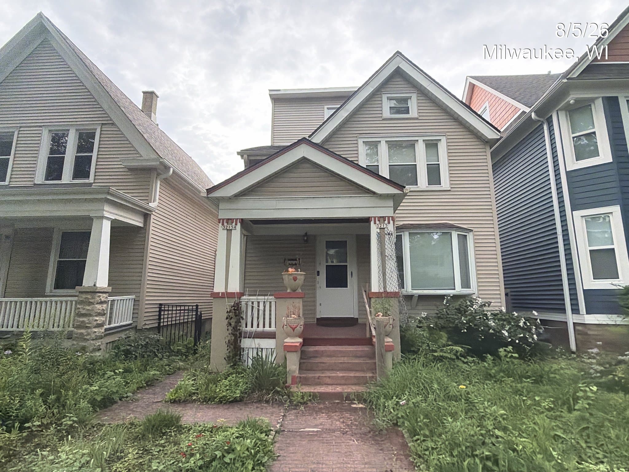 Milwaukee Multiplex: 3215 N Bartlett Ave