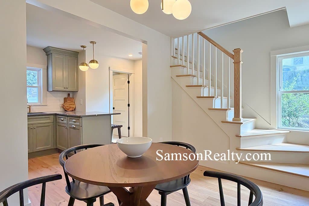 Providence Condo: 54 GRAND VIEW