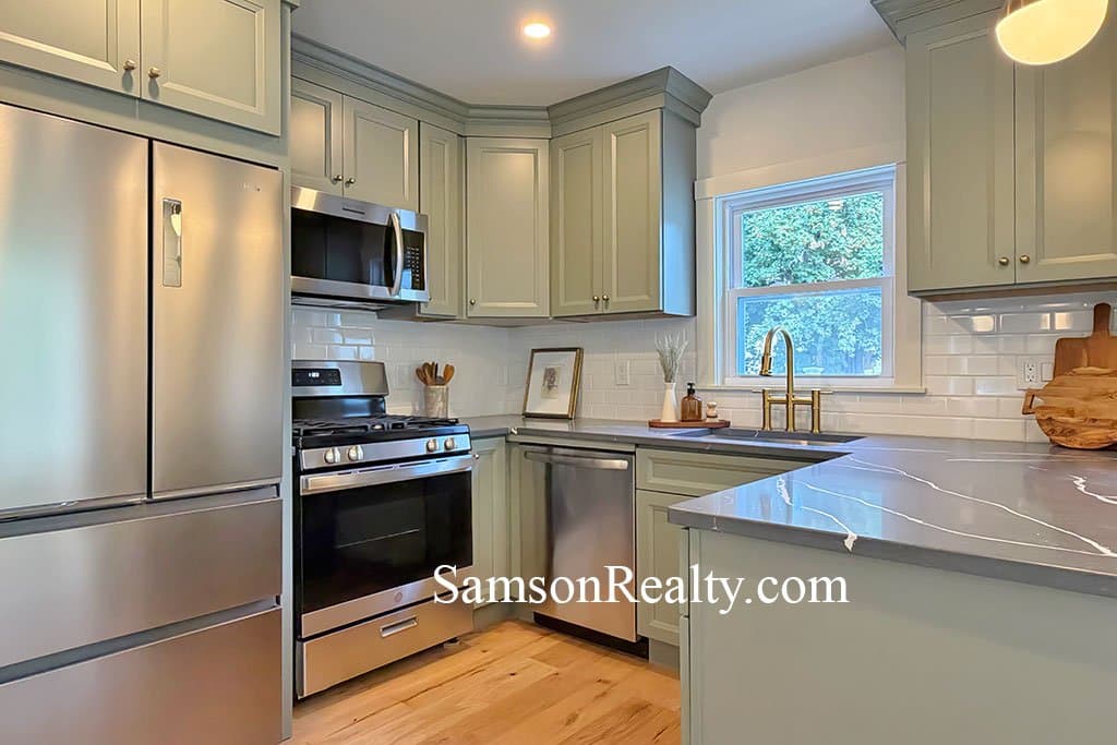 Providence Condo: 54 GRAND VIEW
