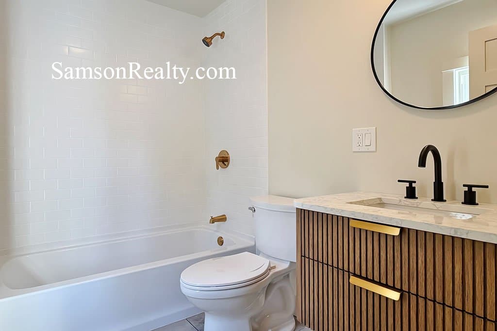 Providence Condo: 54 GRAND VIEW