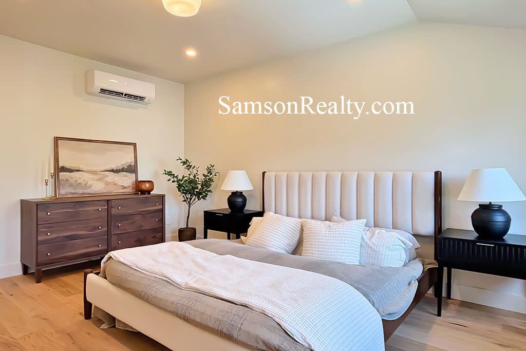 Providence Condo: 54 GRAND VIEW