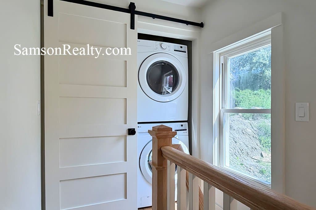 Providence Condo: 54 GRAND VIEW