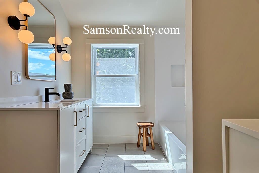 Providence Condo: 54 GRAND VIEW