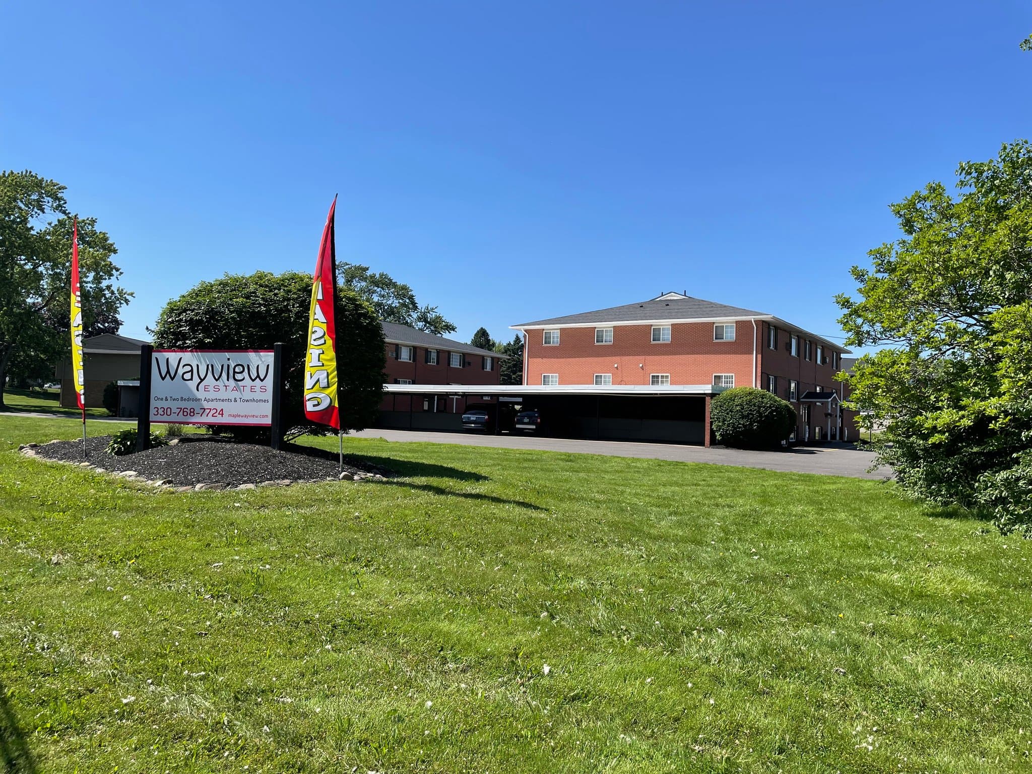 North Canton Apartment: 7320 Sunset Strip NW