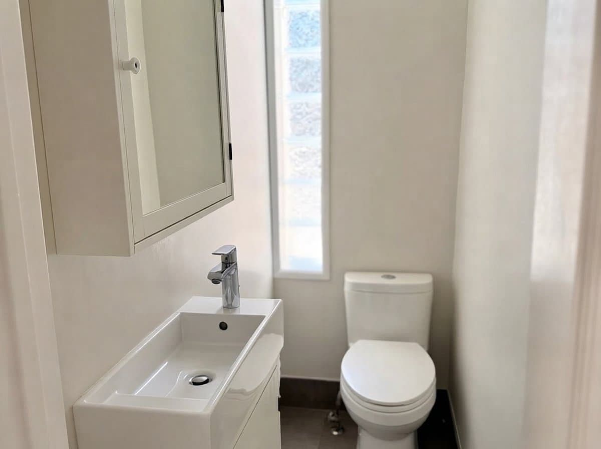 Arlington House: 840 S Highland St,