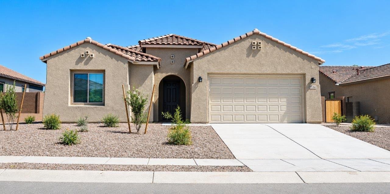 tucson House: 13266 N Galena Trl