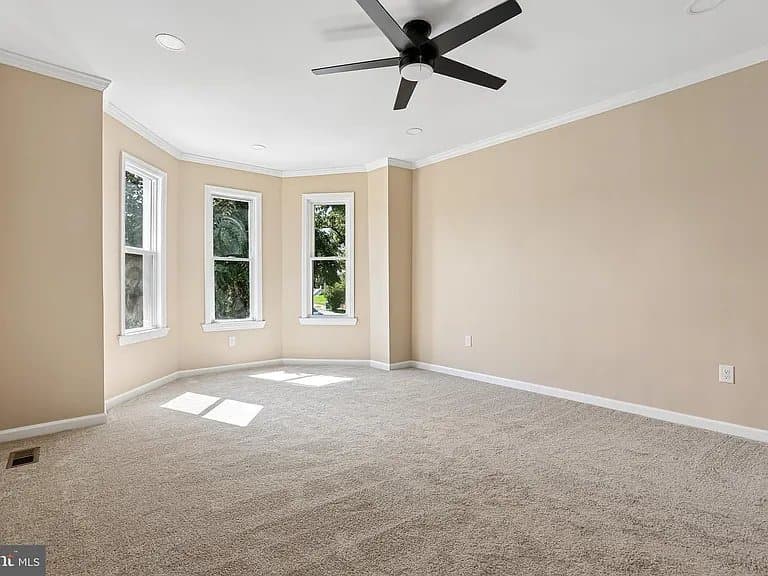 Baltimore Townhome: 1517 n ellamont st