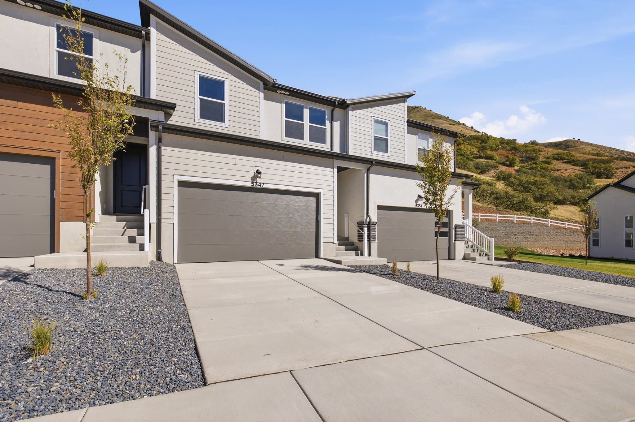 Mapleton Townhome: 5347 S. Acacia Dr.