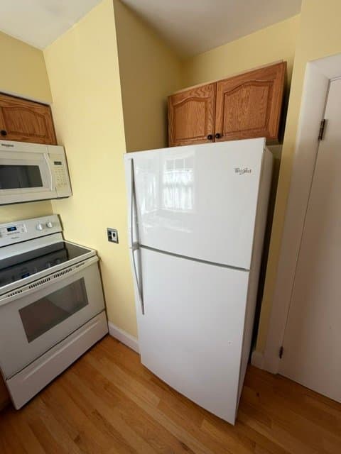 Biddeford Apartment: 300 Elm St