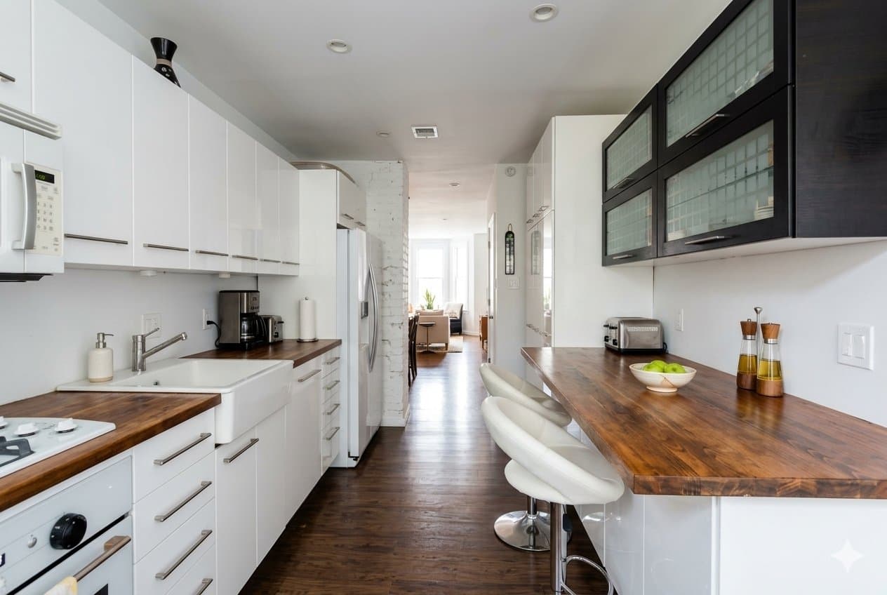 Washington Townhome: 1506 1st. Street NW