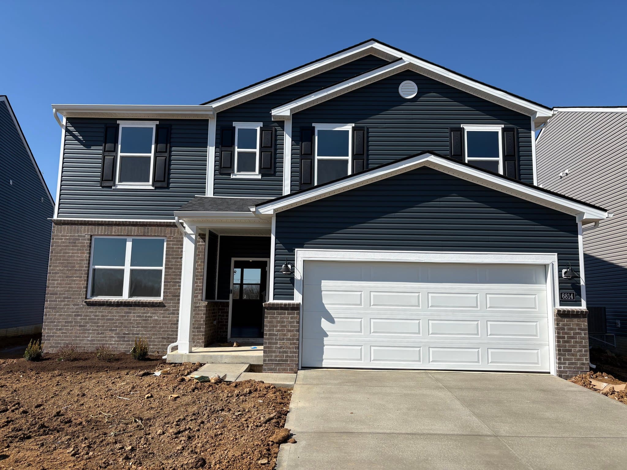 Louisville House: 6814 Oak Rock Dr