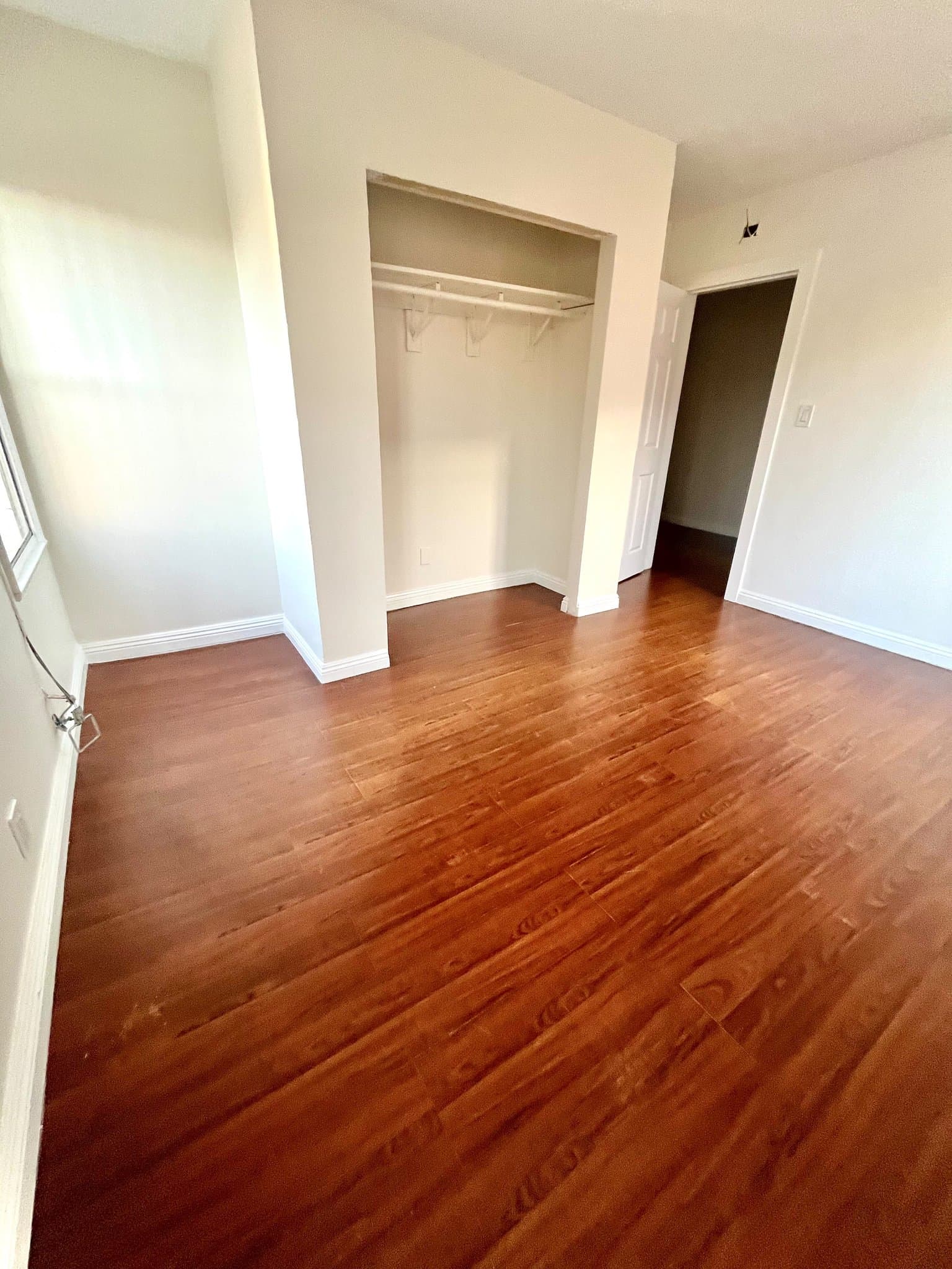 Los Angeles Apartment: 1817 W 66th St.