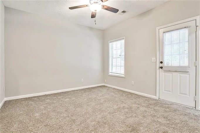 Atlanta Townhome: 754 Celeste Ln SW