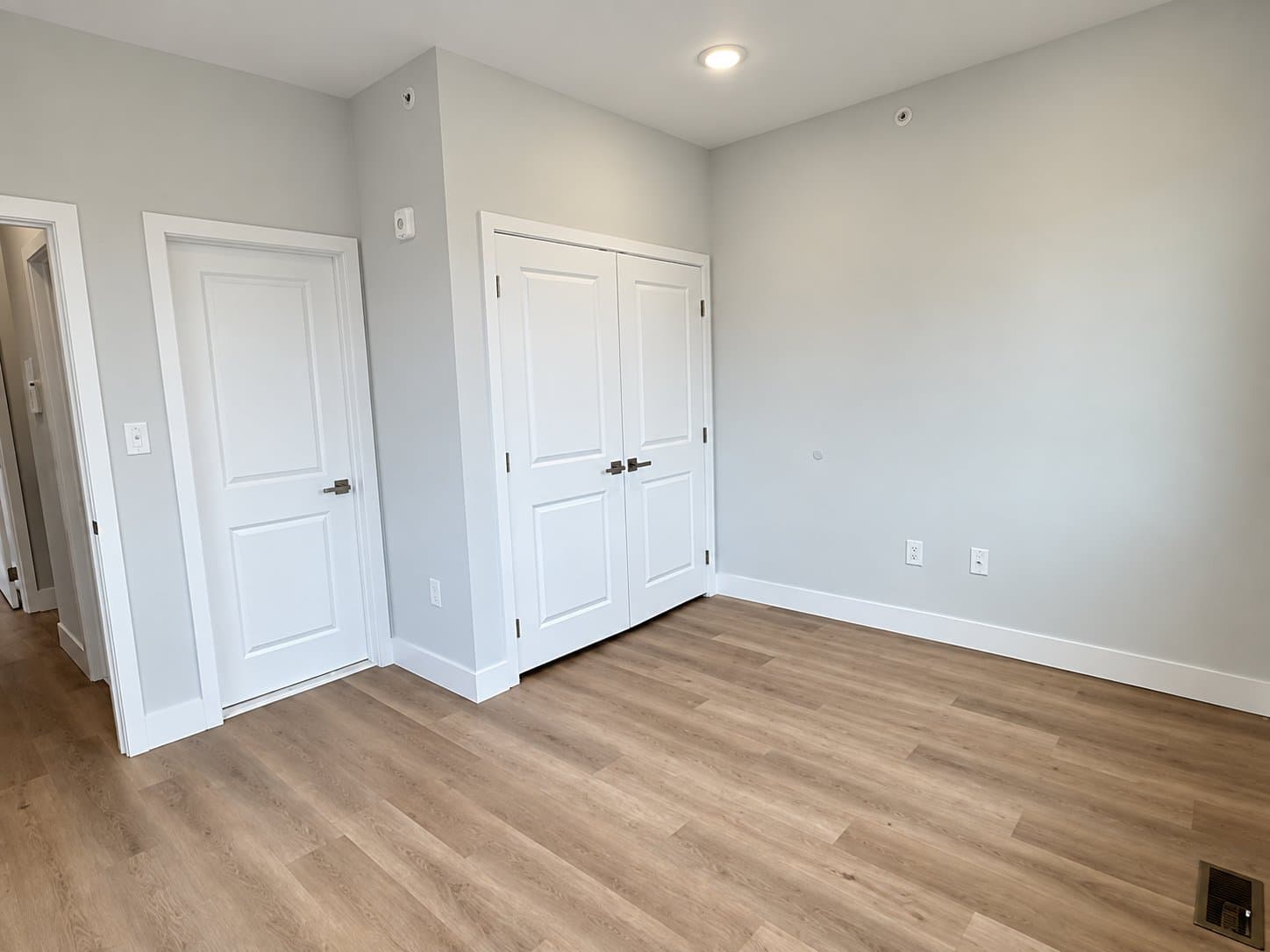 Philadelphia Apartment: 3263 N 13th St Philadelphia, PA 19140, USA