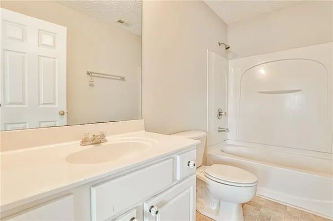 Atlanta Townhome: 754 Celeste Ln SW