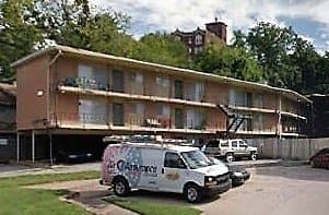 Tulsa Apartment: 1611 S Riverside Dr