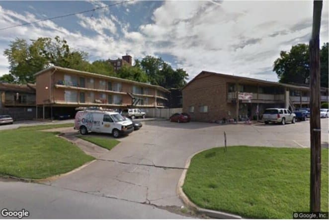 Tulsa Apartment: 1611 S Riverside Dr