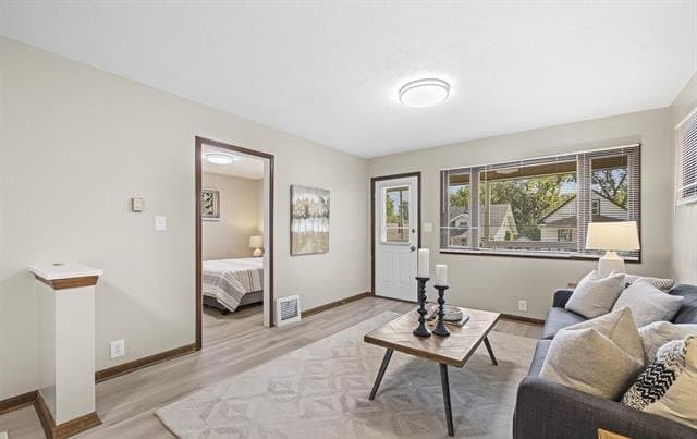 Omaha House: 3324 N 59th St