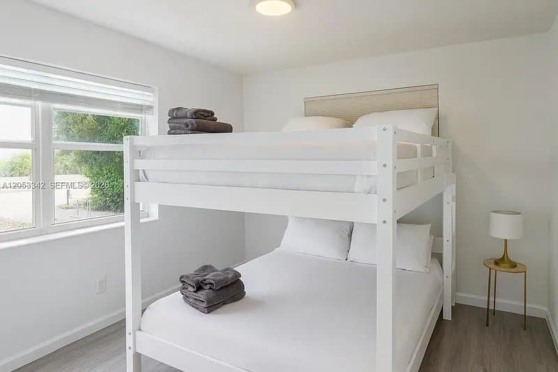 Fort Lauderdale Apartment: 605 SW 14th Ter