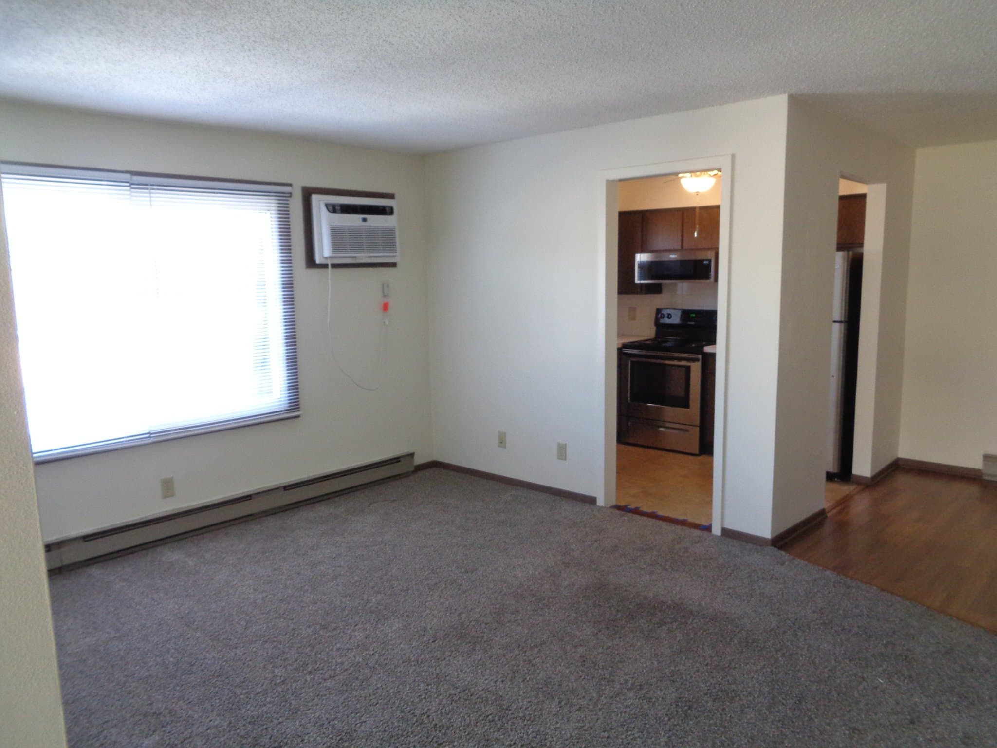 Joliet Apartment: 112 Twin Oaks Drive