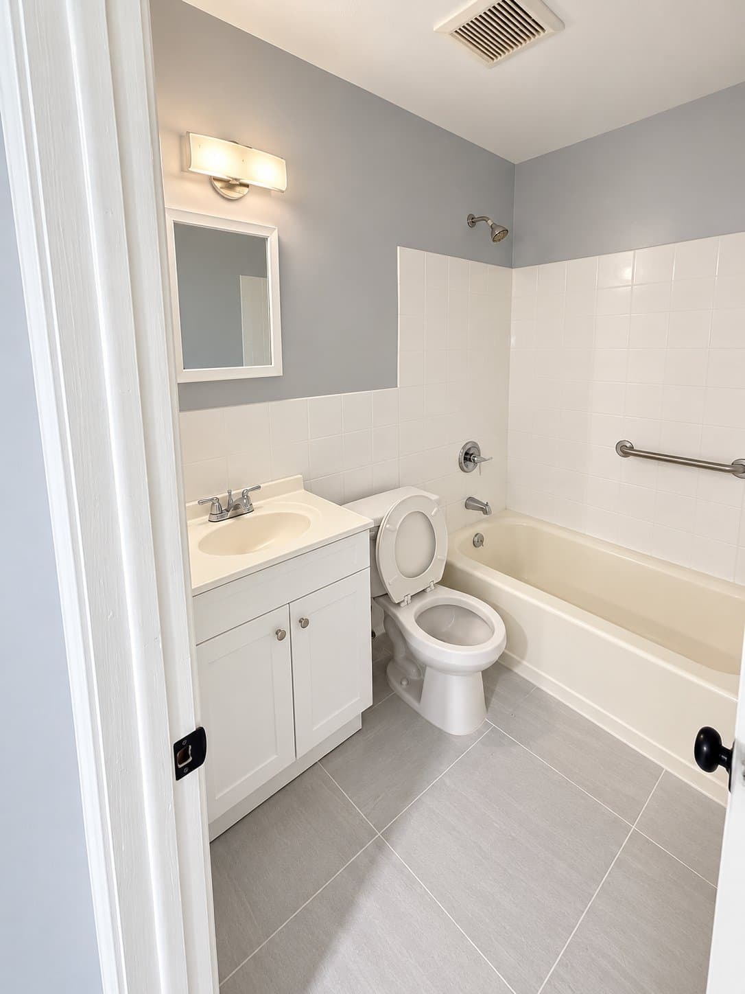 Paterson Apartment: 274 Vreeland Ave