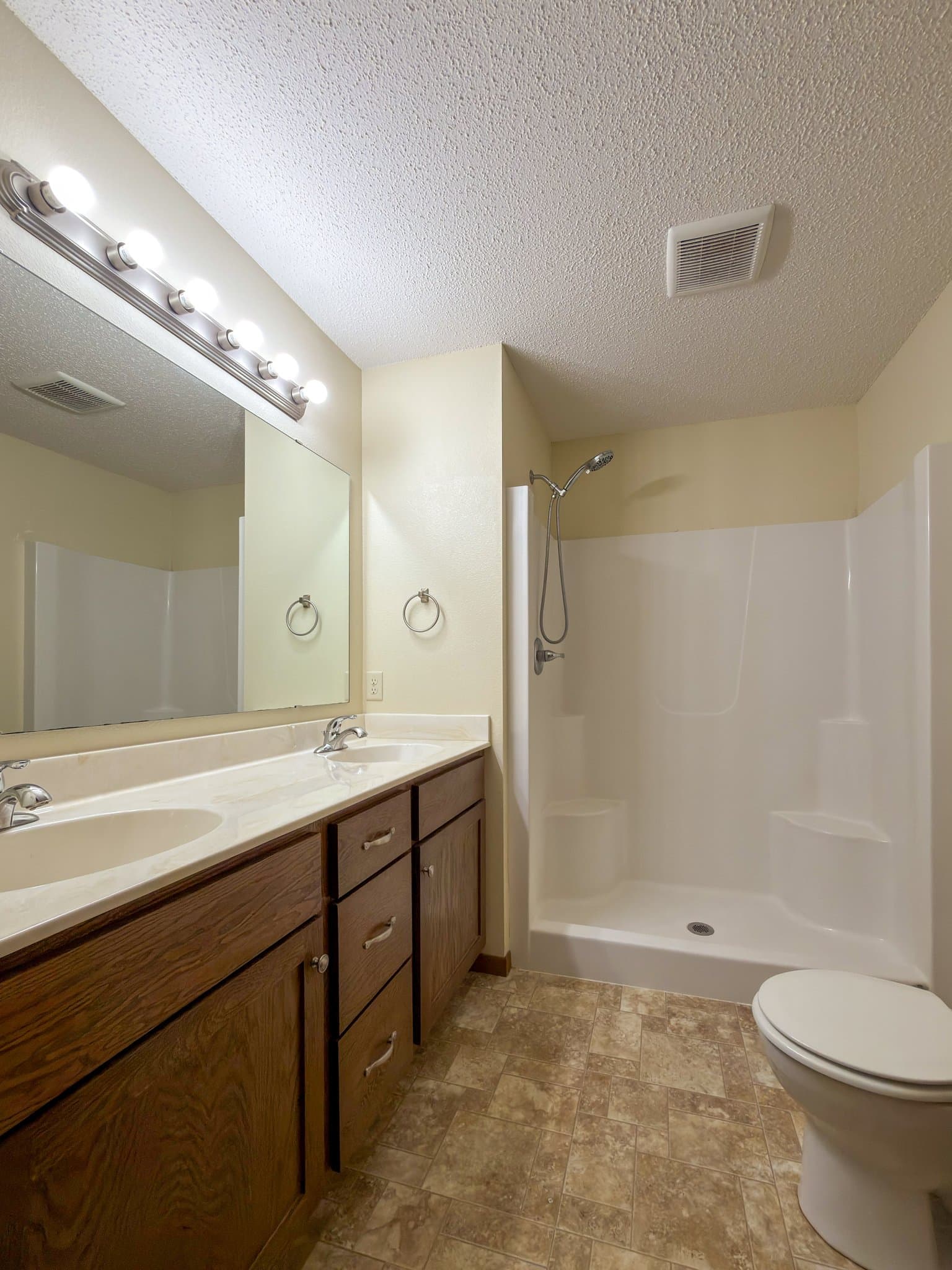 St. Joseph Townhome: 517 Faith Ln