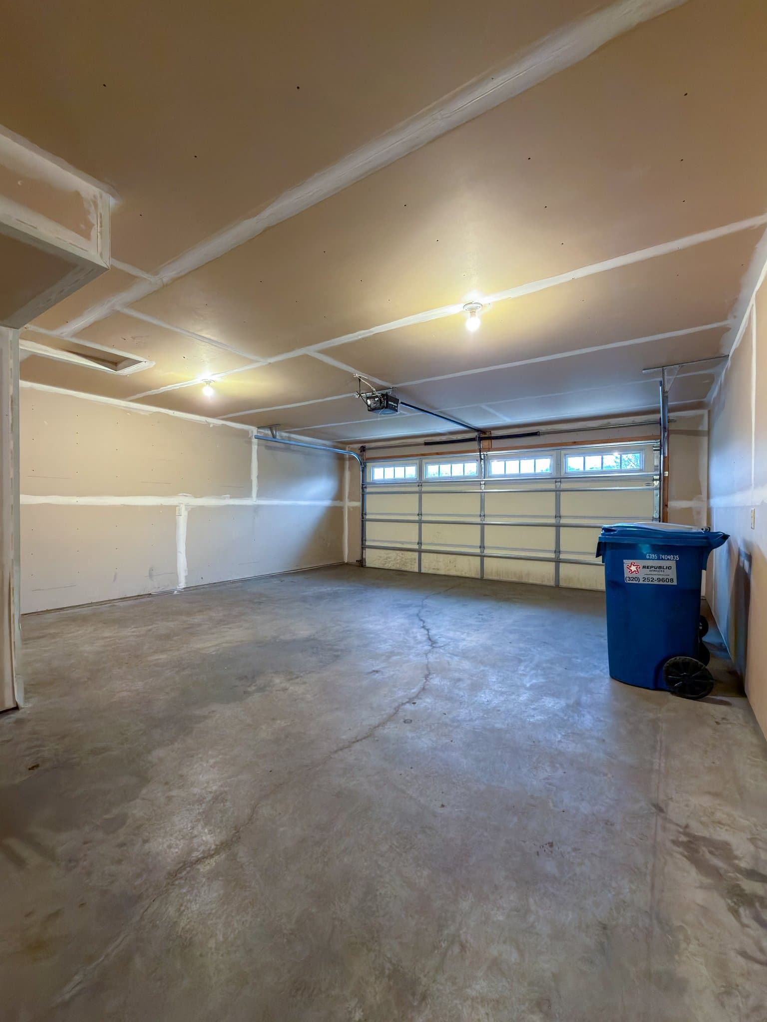 St. Joseph Townhome: 517 Faith Ln
