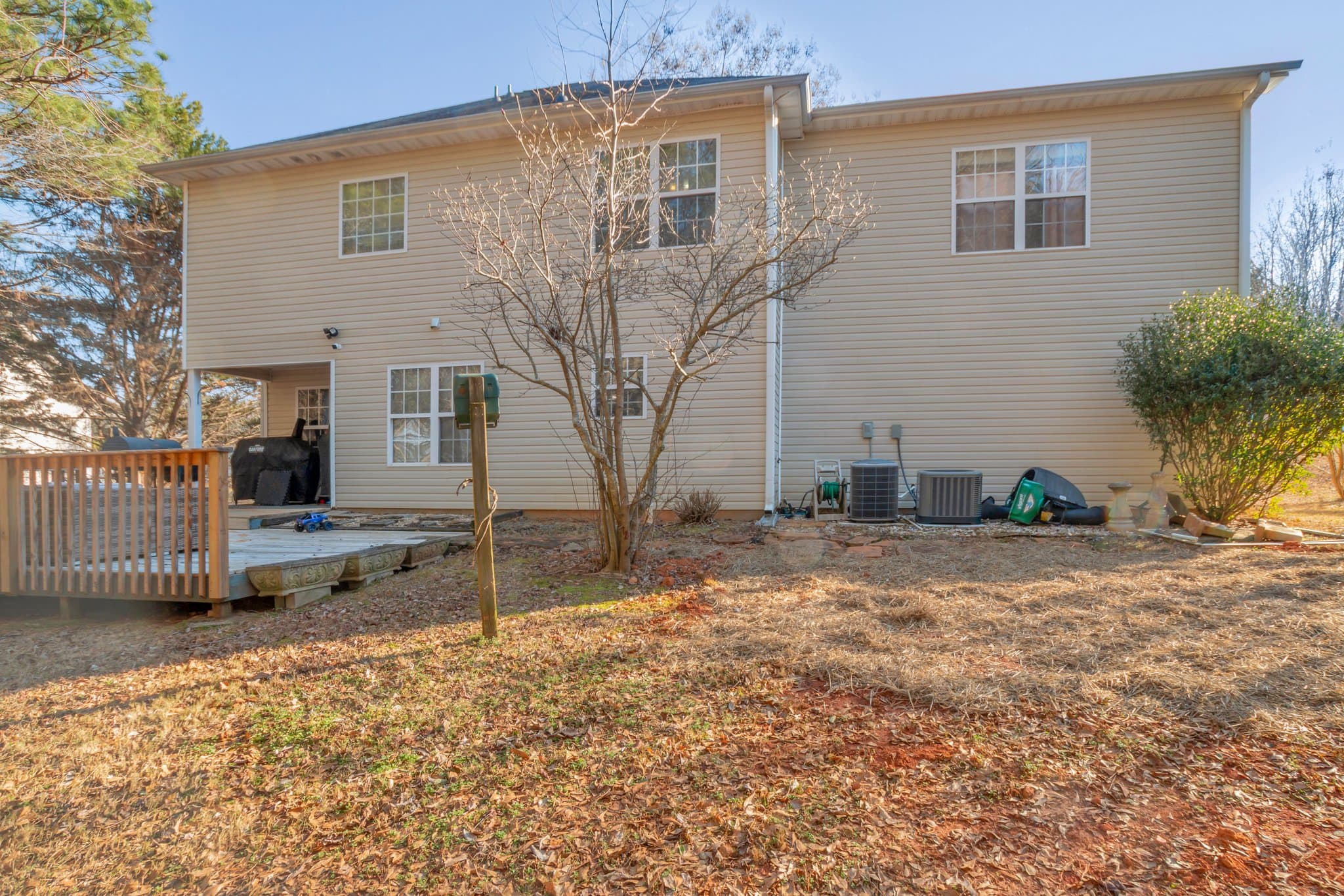 Covington House: 35 Blue Jay Dr