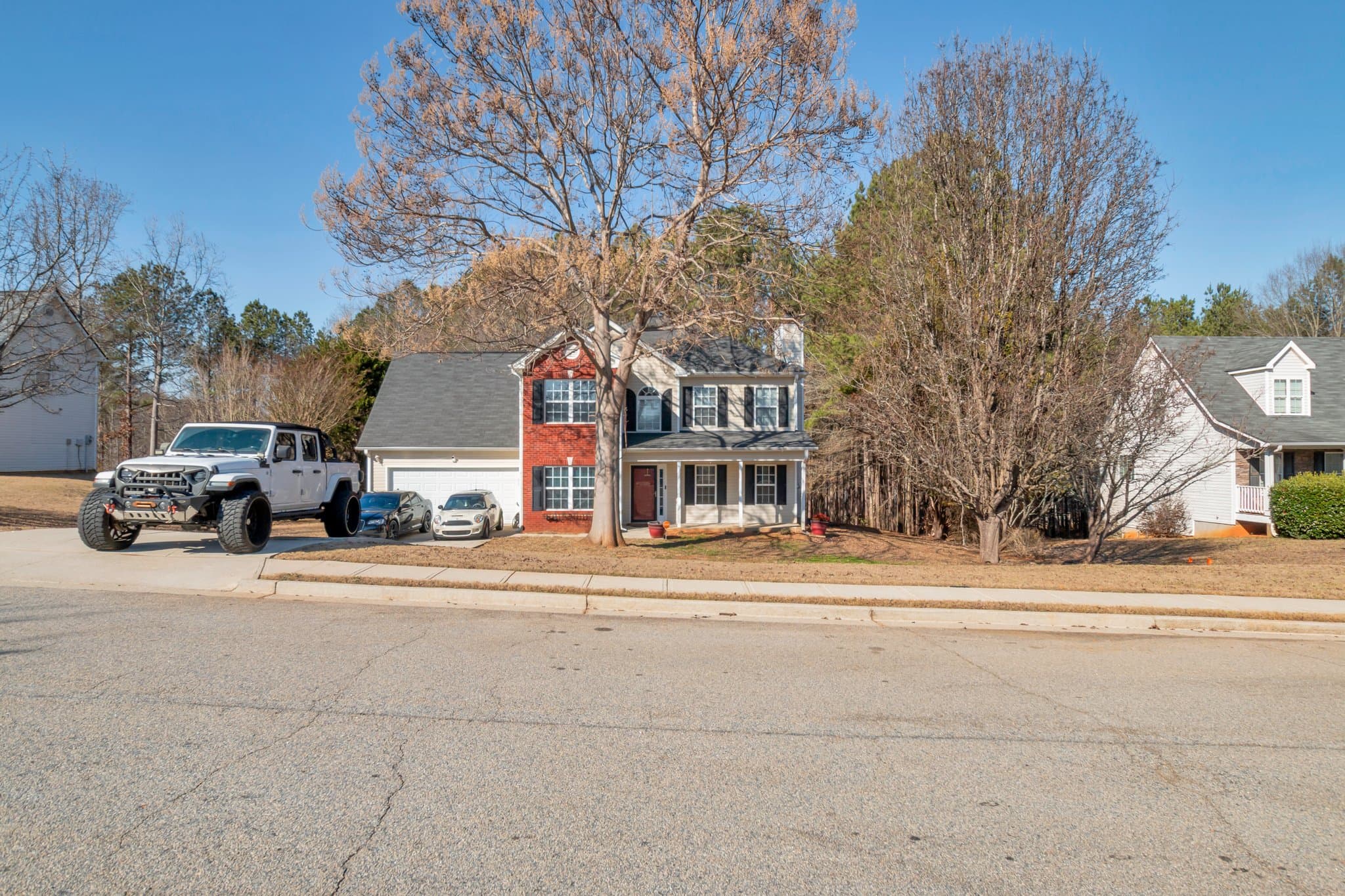 Covington House: 35 Blue Jay Dr
