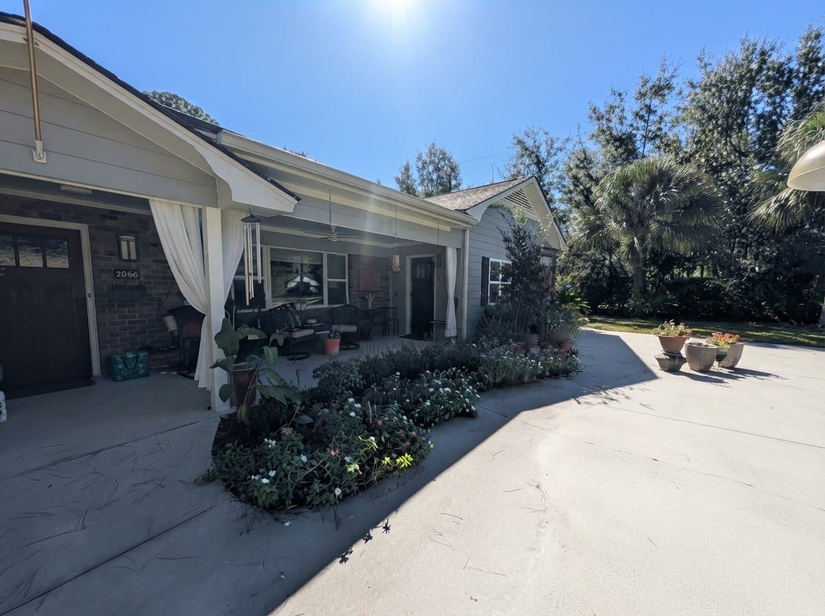 Savannah Apartment: 2066 Raskin Ave