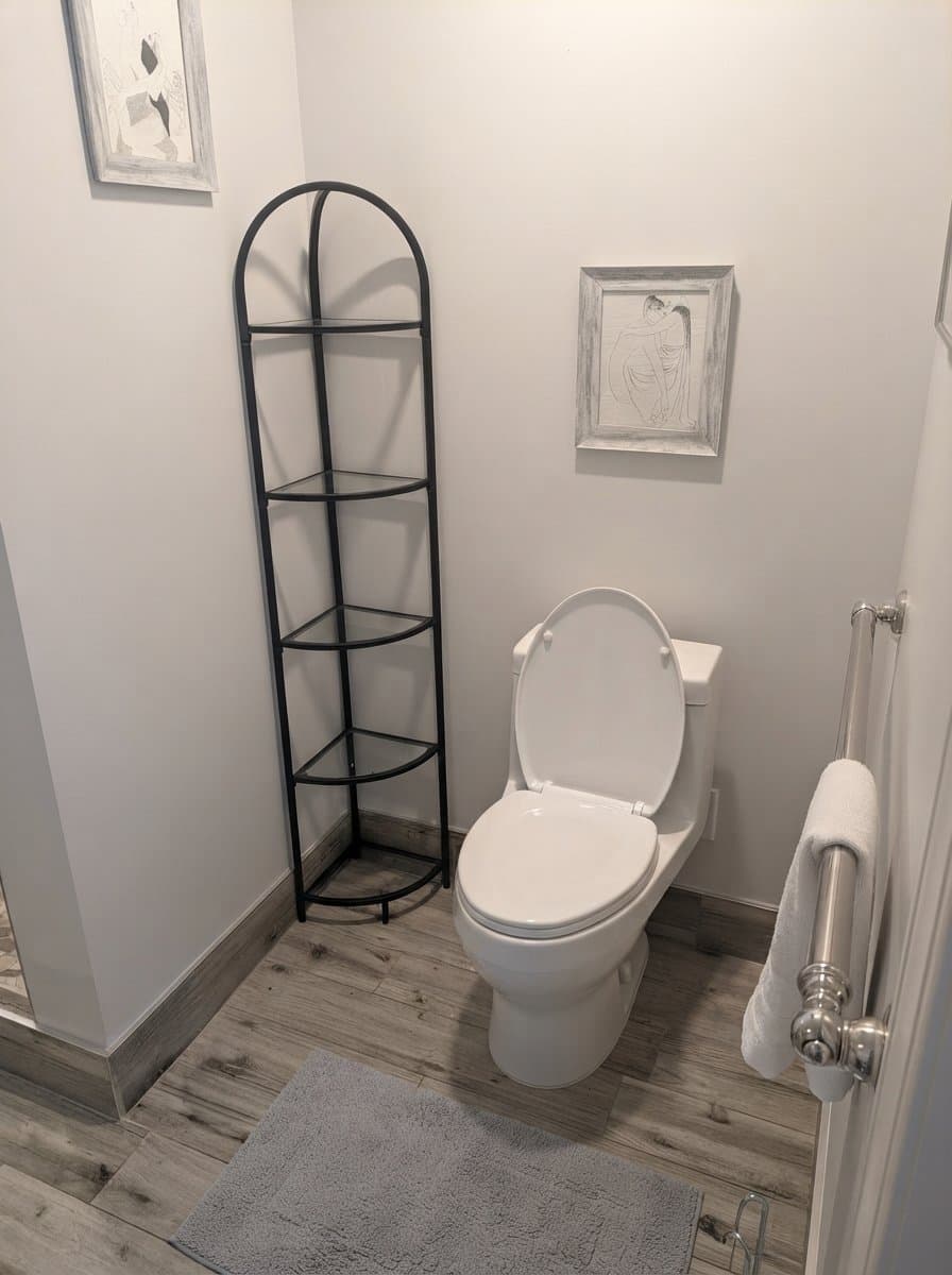 Savannah Apartment: 2066 Raskin Ave