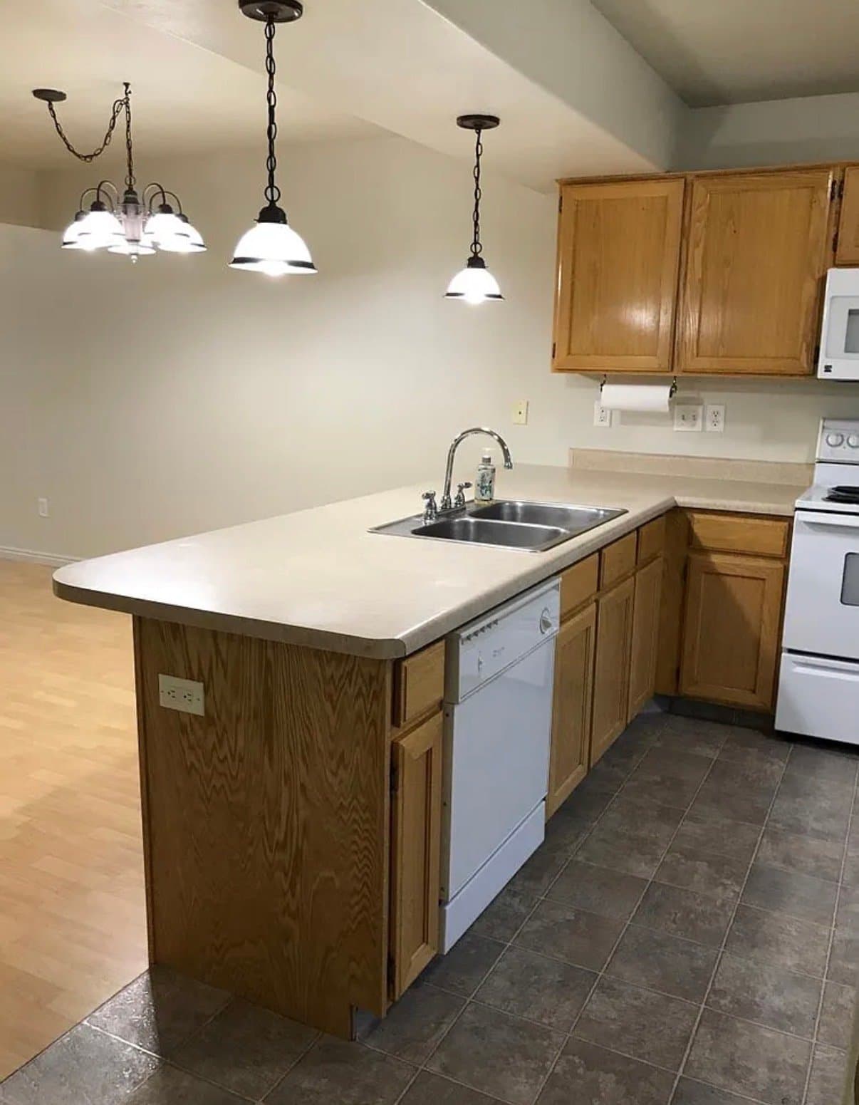 Springville Townhome: 1777 W 910 S
