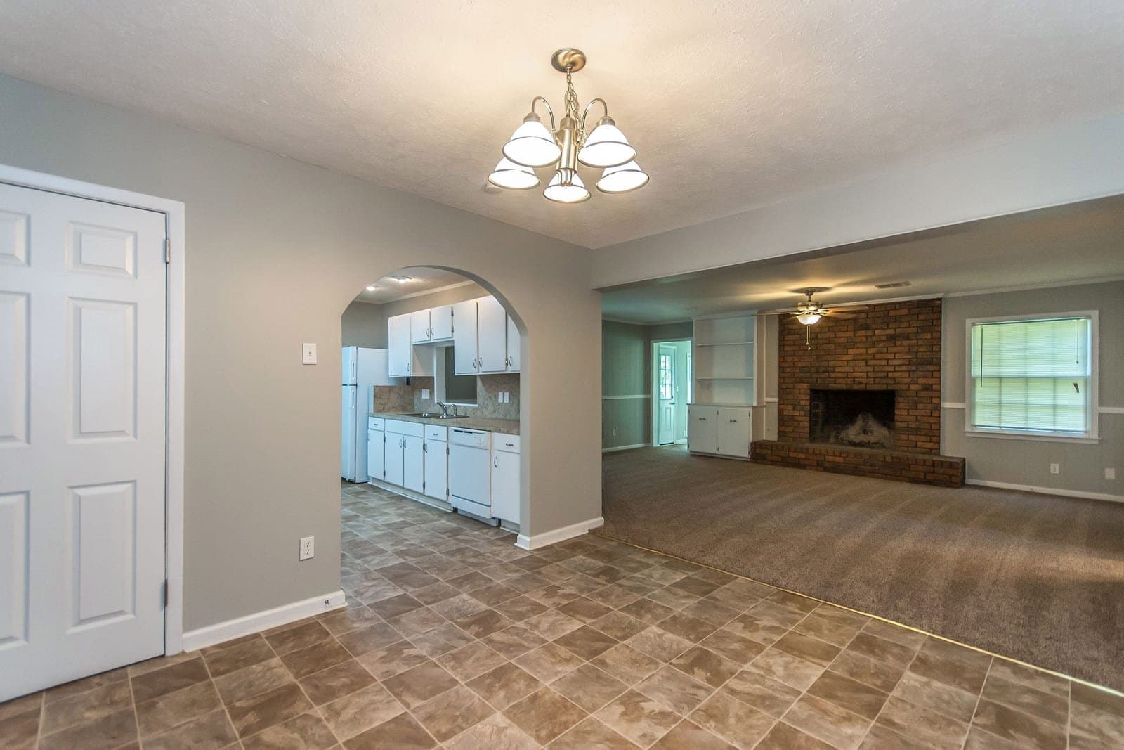 Montgomery House: 973 Parkwood Court